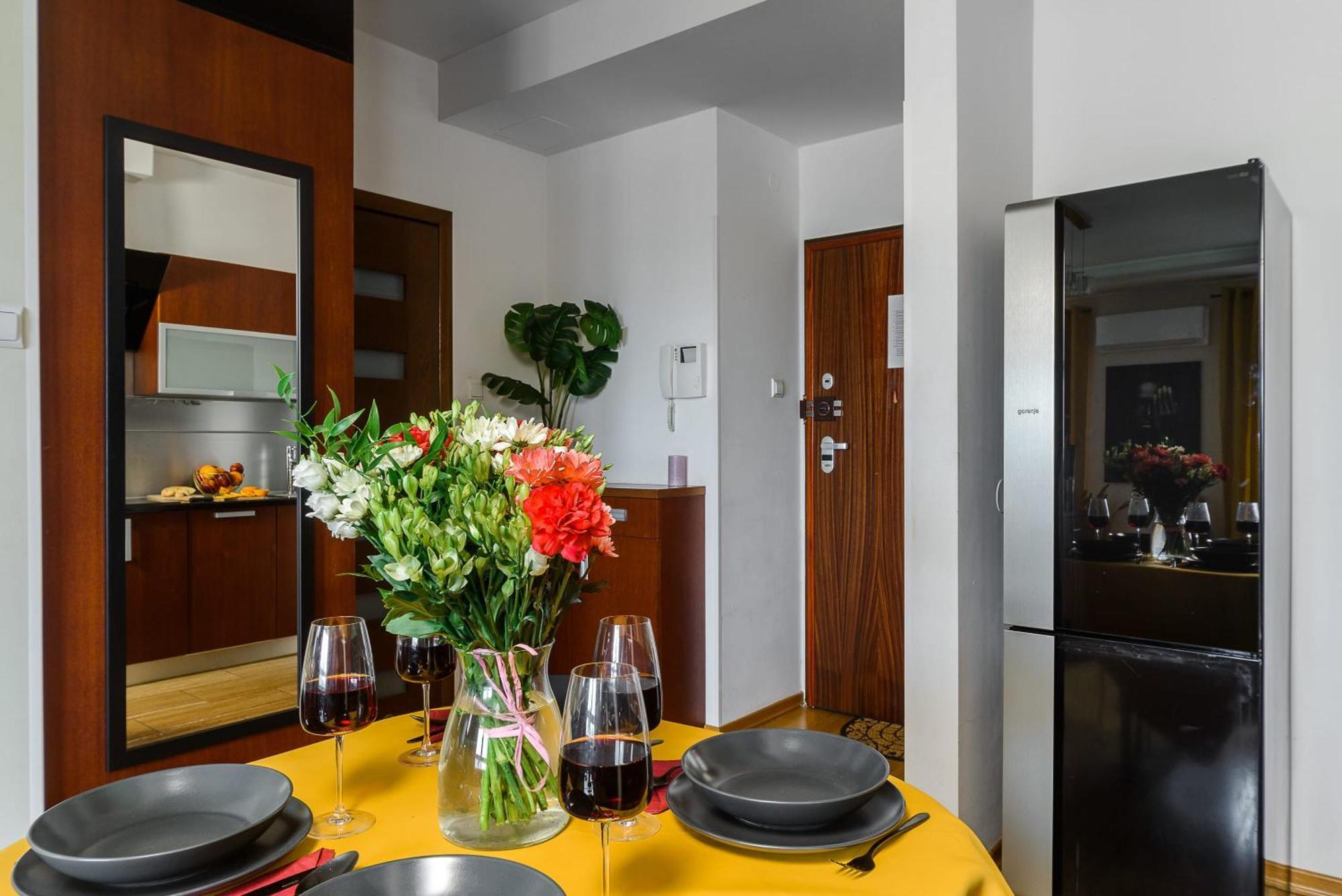 Lumina Apart With Balcony Platinum Tower Warschau Exterior foto